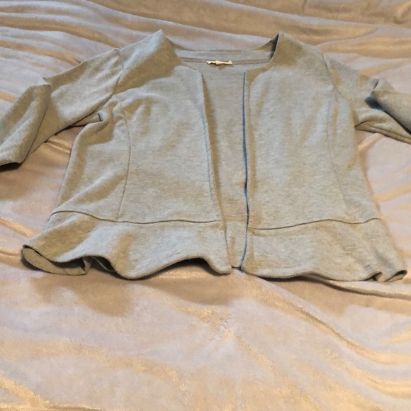 Gray Open Cardigan with Peplum - Picture 2 of 6